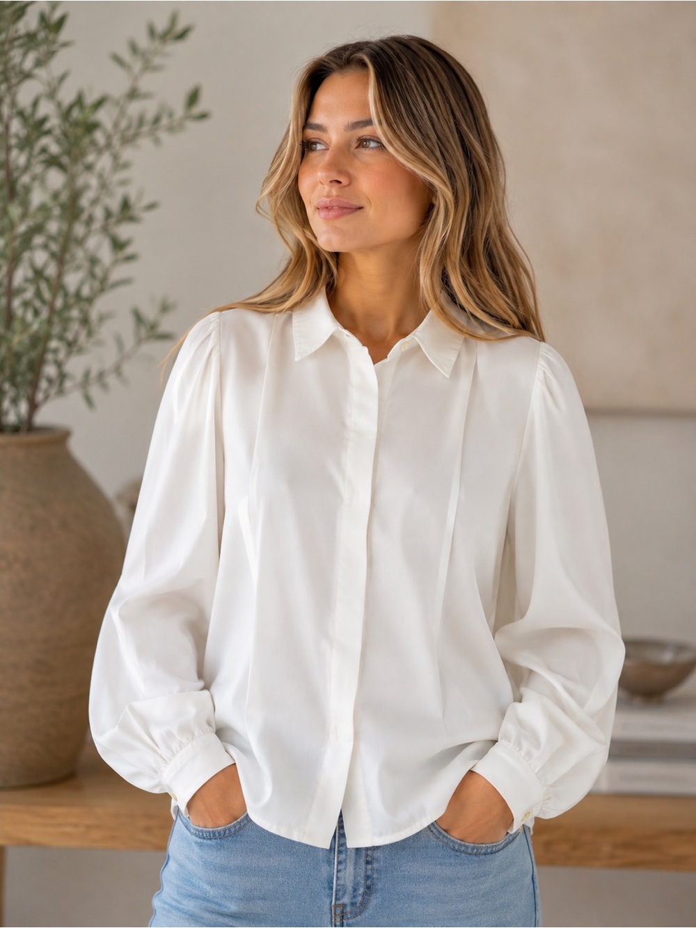 Oscar de la Renta Vintage White Puff-Sleeve Button-Down Blouse